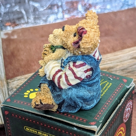 Boyds Bears Collection The Bearstone Collection Megan McBruin & Friend Bear Hugs - Picture 5 of 11